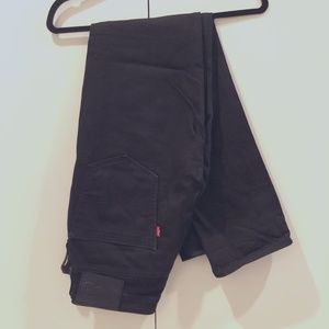 Black Levi's 511 Jeans